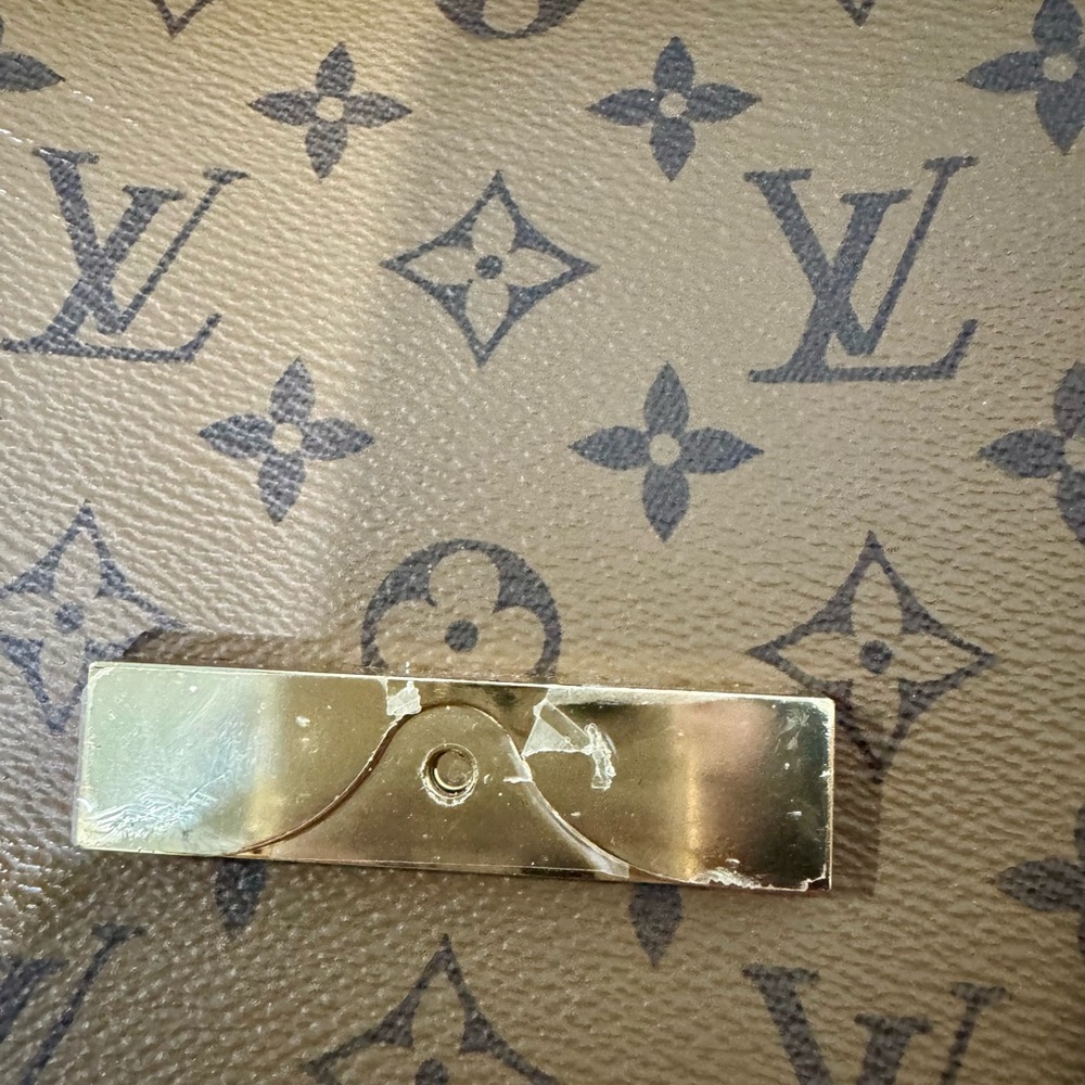 Louis Vuitton Tan and Brown Monogram Crossbody Bag - Picture 7 of 10
